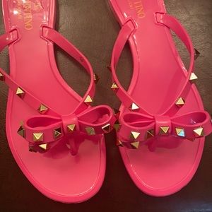 Hot pink flip flops! From a Boutique .